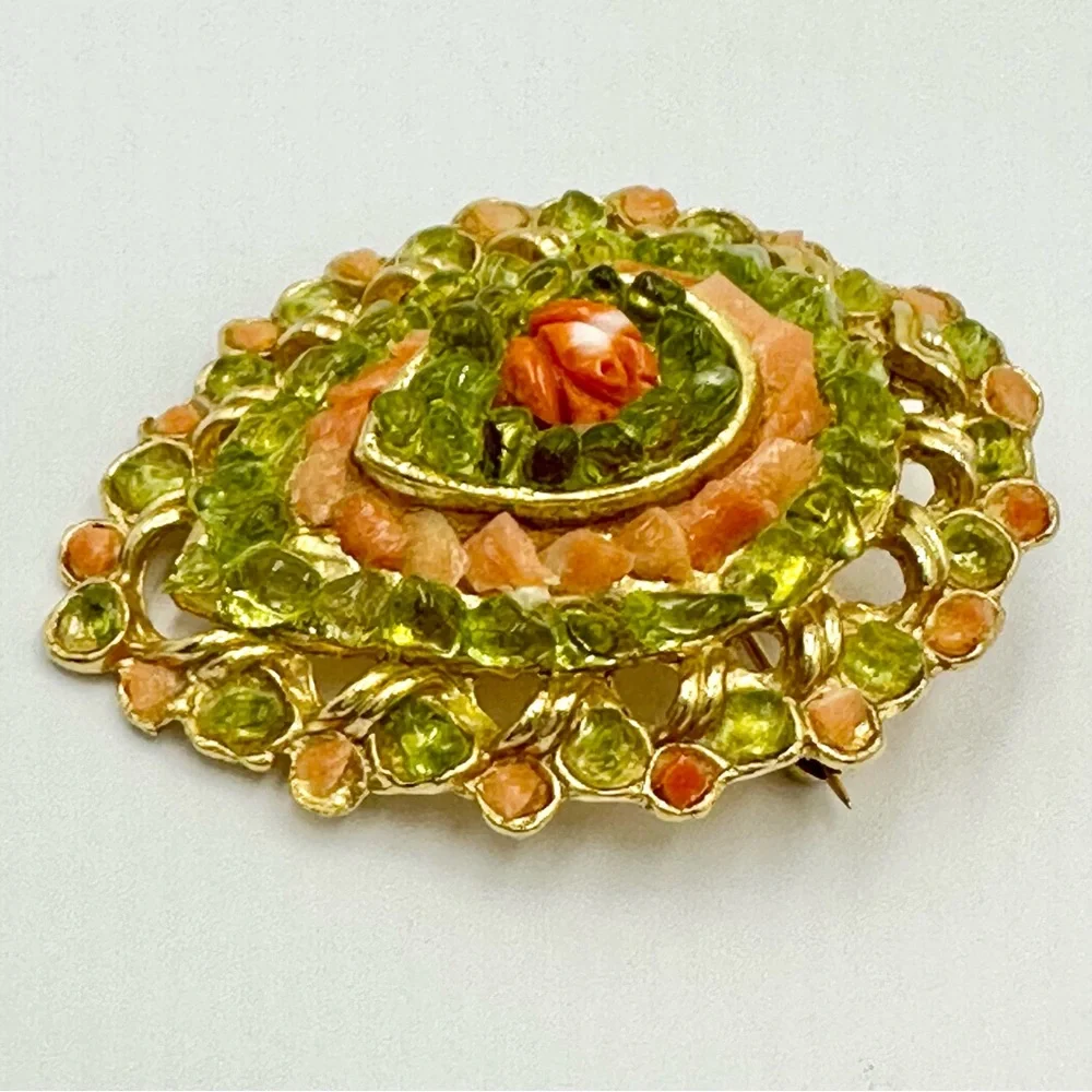 Vintage Peridot Coral Pebble Chip Carved Rose Gold Tone Brooch Pendant